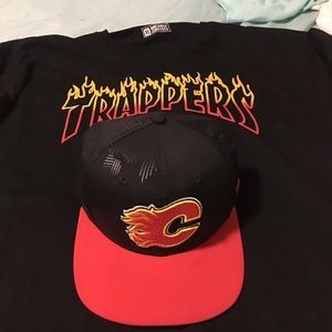 Trappers Flame shirt & Calgary Flames Snapback